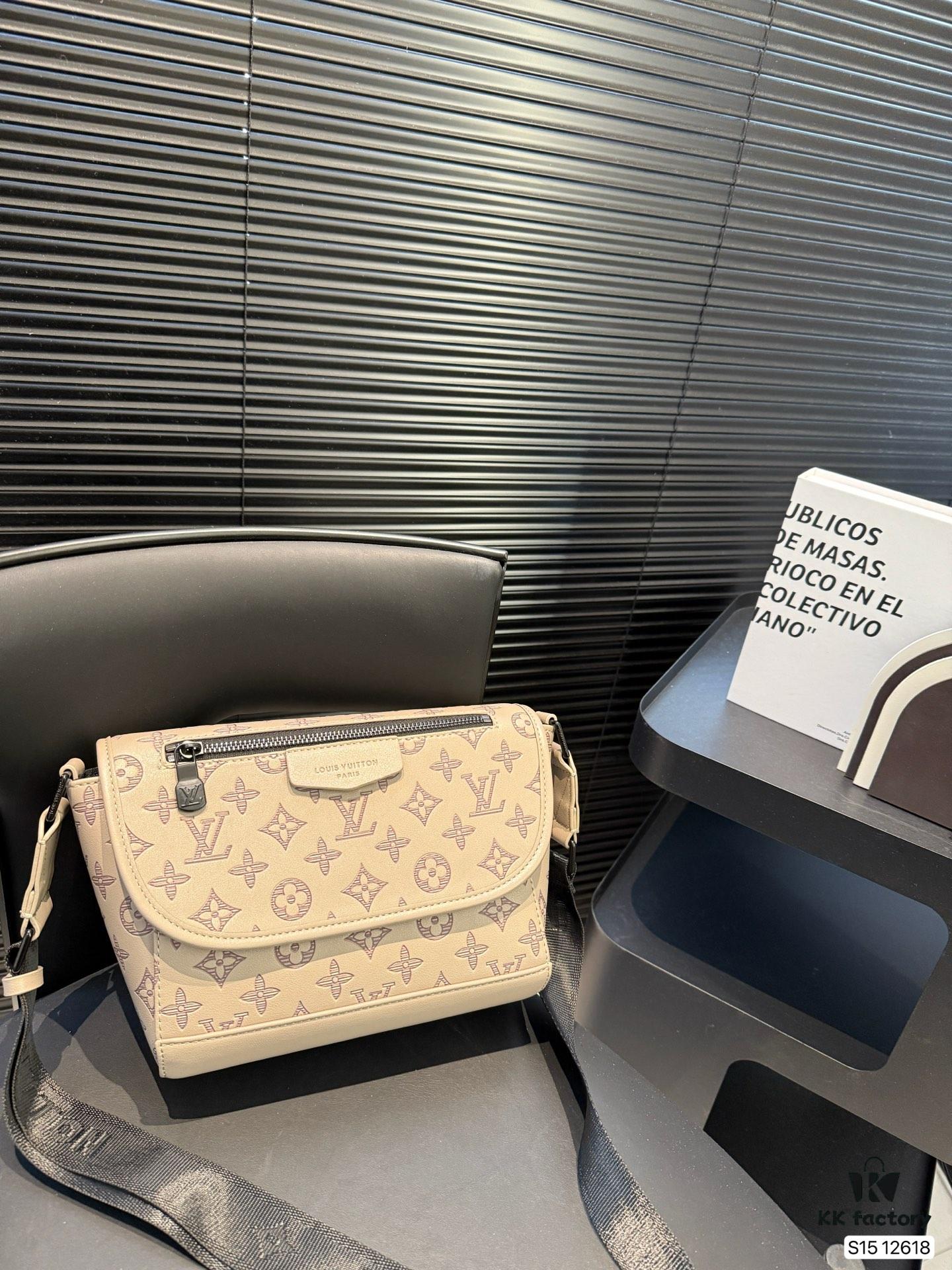 Vintage LV New Men's Messenger Bag