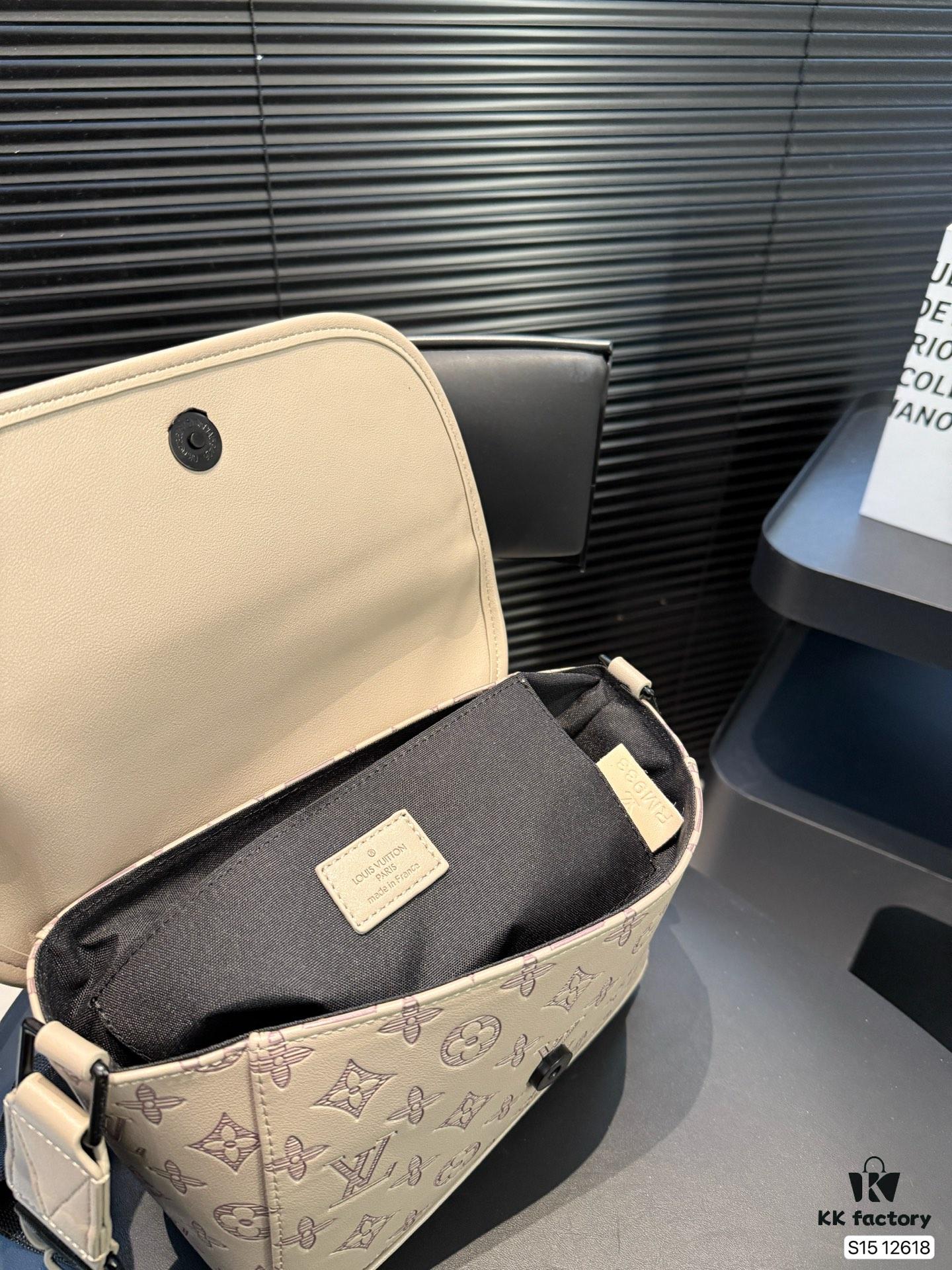 Vintage LV New Men's Messenger Bag