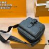 Foldable Box Lv Men's Camera Bag, Fashionable and Elegant Design, Perfect Size 18x17