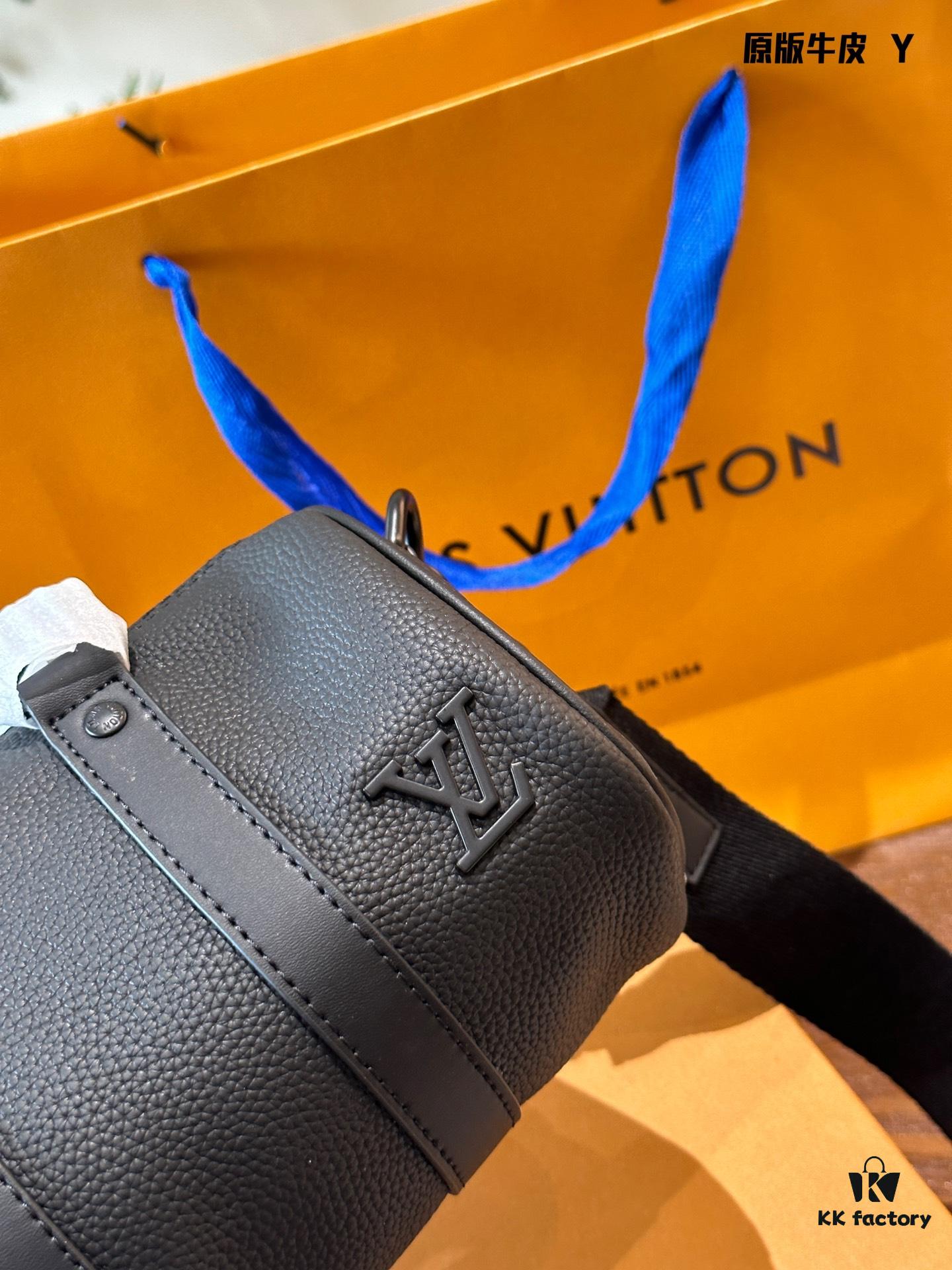 LV KEEPALL Black Men's Crossbody Bag for Men OOTD