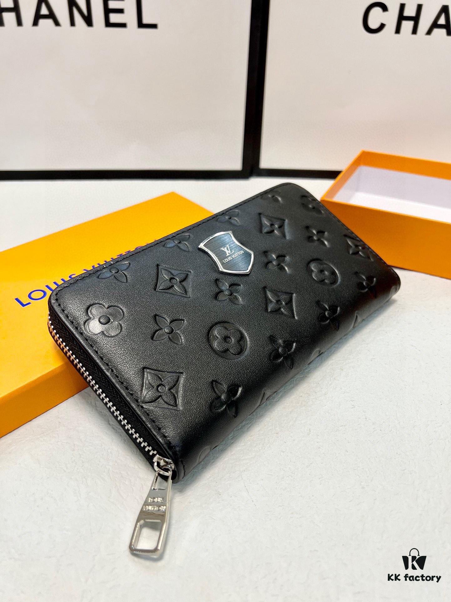 LV New Men's Hand Bag, Black, Size 20x10