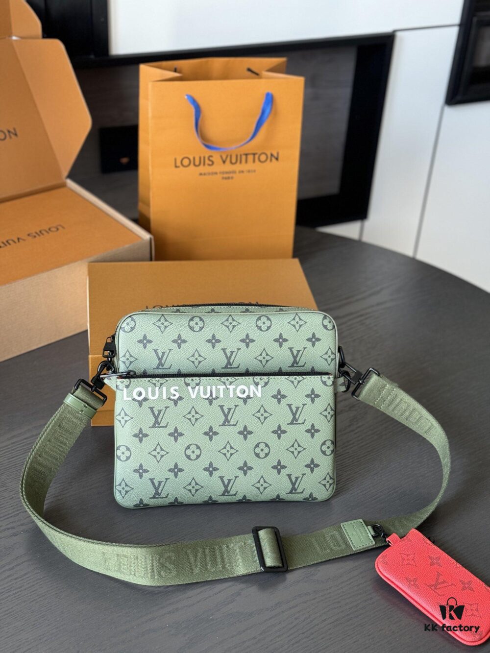 Box Set [Reissue Edition] L Brand Men's Three-Piece Set, Size: 25*18.5cm*7cm