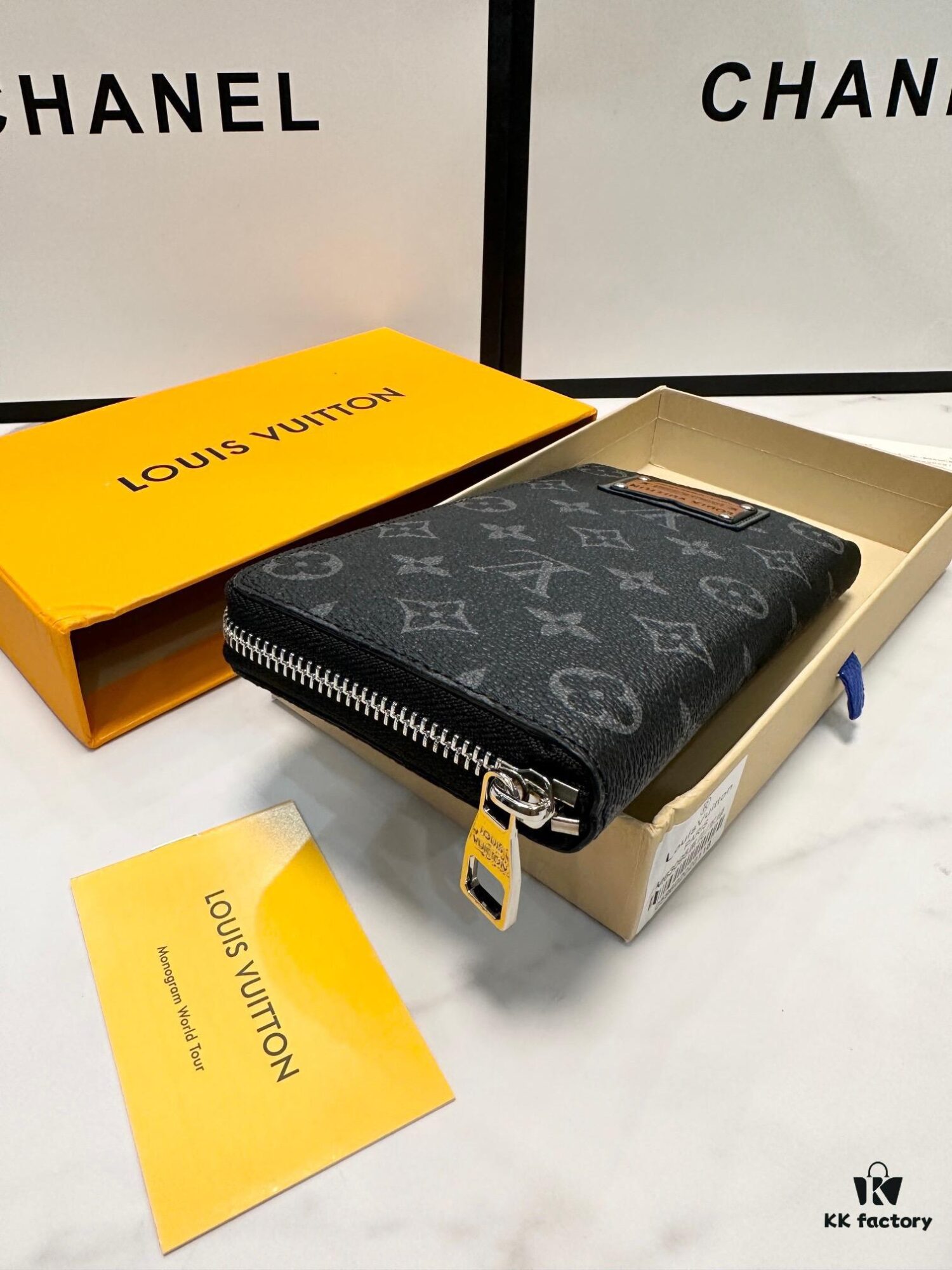 LV New Men's Hand Bag Black 20x10