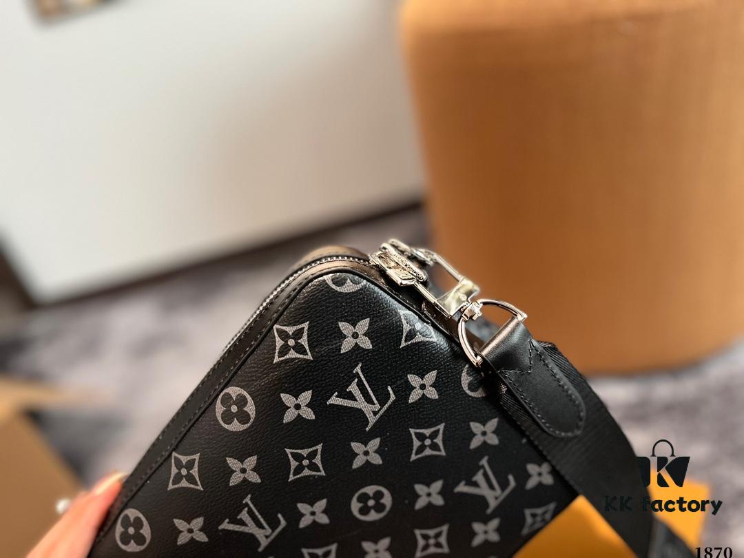 LV Men's Triple Combo Black Warrior Three-Piece Set Trio Messenger Bag