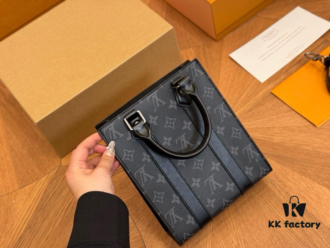 LV Men's Sac Plat VOYAGER Tote Bag with Foldable Aircraft Box, Size: 22.19cm