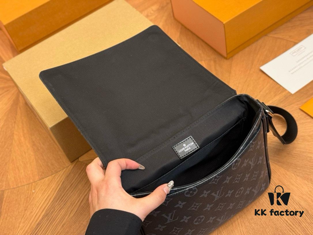 Foldable Plane Box for LV Men's High-Quality and Practical Multi-Wear Bag with Subtle Color Matching