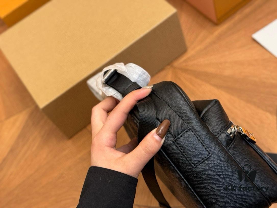 Foldable Box Aircraft Box Custom LV Men's High-Quality First-Layer Leather Crossbody Bag