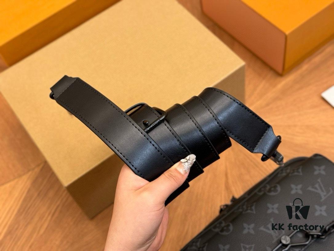 LV Men's Messenger Bag VOYAGER with Foldable Box