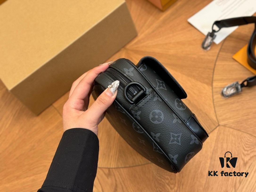 LV Men's Messenger Bag VOYAGER with Foldable Box