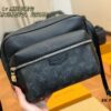 Foldable Box Aircraft Box Custom LV Men's High-Quality First-Layer Leather Crossbody Bag