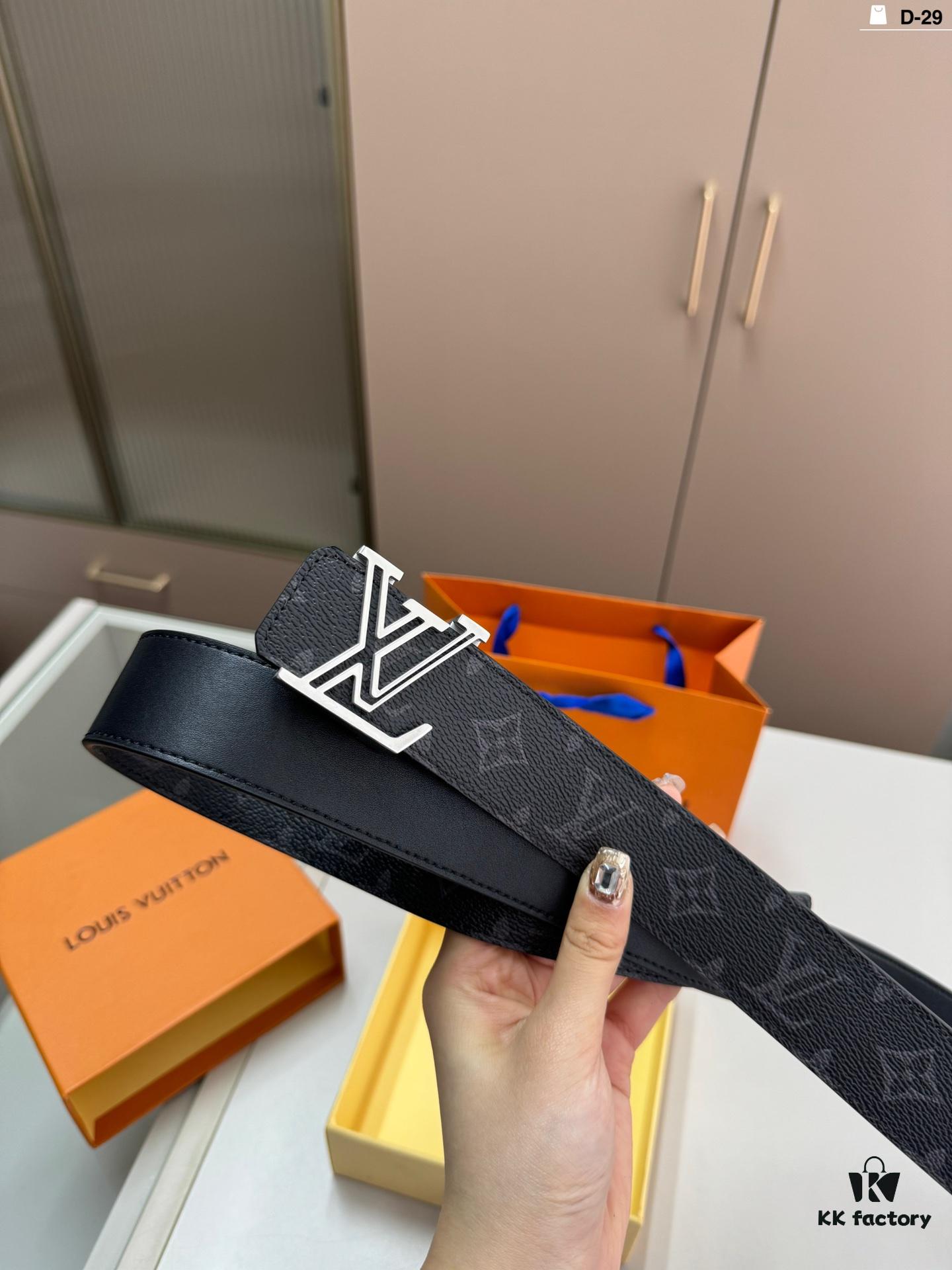 LV Leather Belt for Men, Full Set Packaging with Shopping Bag D-29