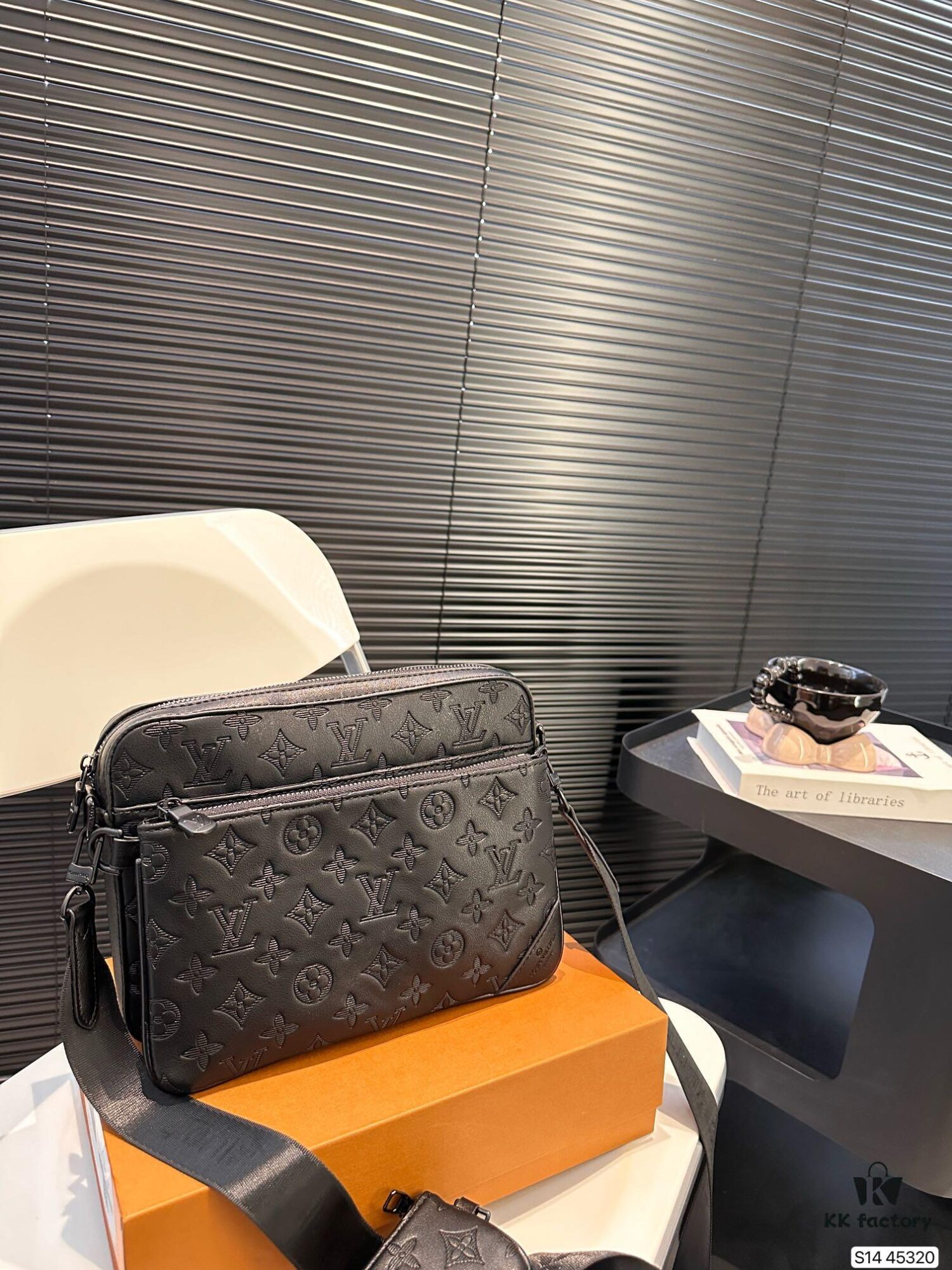 LV Men's Multi-Functional Messenger Bag with Foldable Box - Highly Sought After Tri-Combination Design