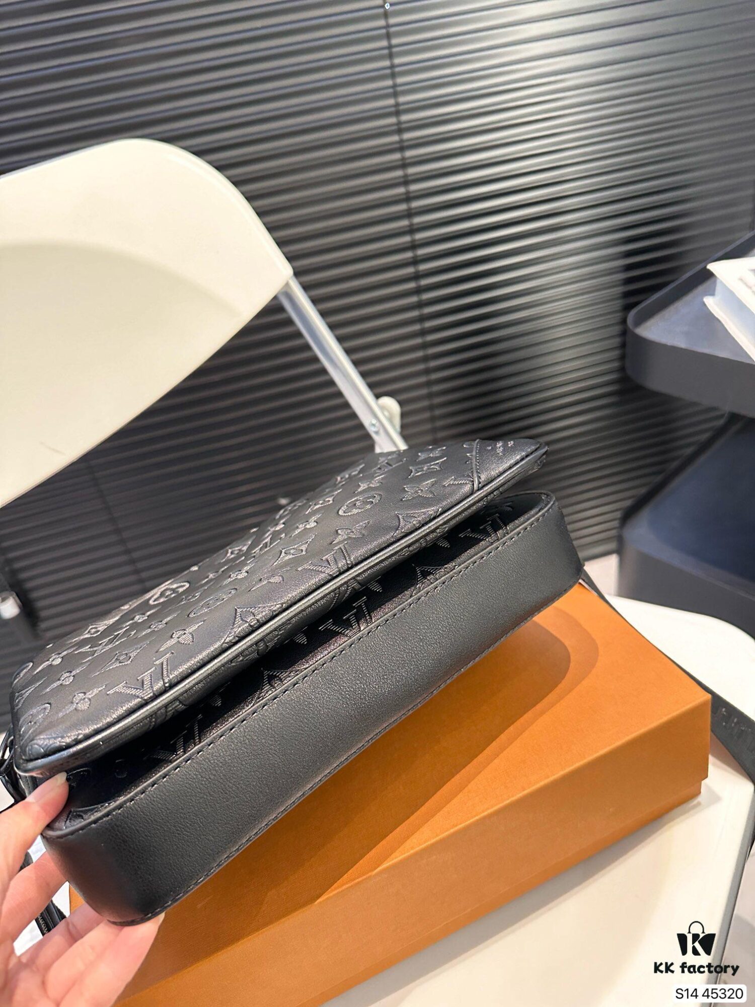 LV Men's Multi-Functional Messenger Bag with Foldable Box - Highly Sought After Tri-Combination Design