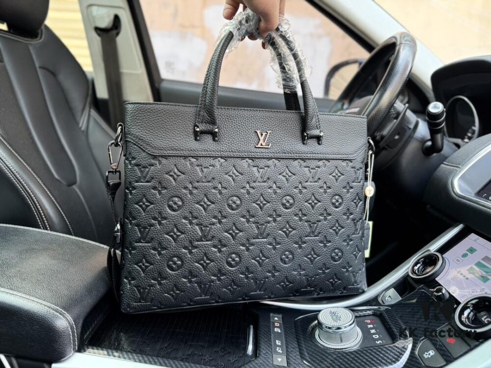 High-End New Arrival 'Louis Vuitton' LV Briefcase, Men's Leather Trim Briefcase, Premium Imported Original Fabric, High-Definition Metal Logo, Smooth Zippers, Fine Edging, Exquisite Craftsmanship
