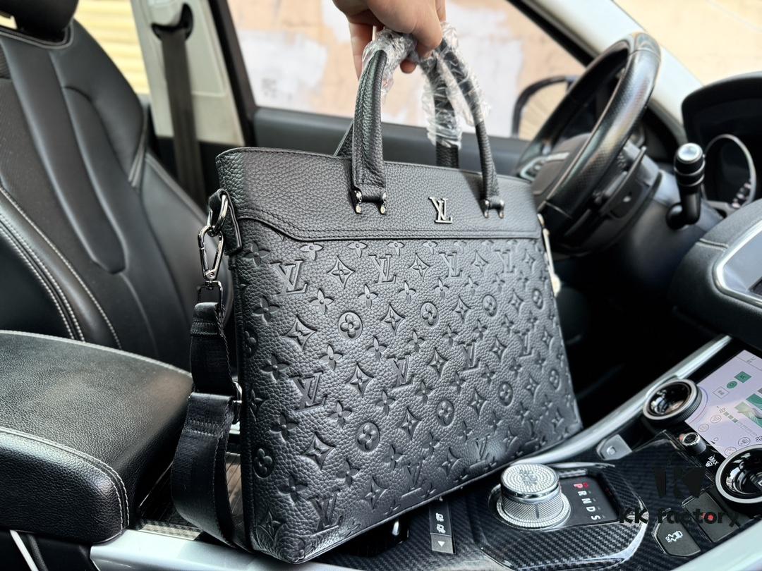High-End New Arrival 'Louis Vuitton' LV Briefcase, Men's Leather Trim Briefcase, Premium Imported Original Fabric, High-Definition Metal Logo, Smooth Zippers, Fine Edging, Exquisite Craftsmanship