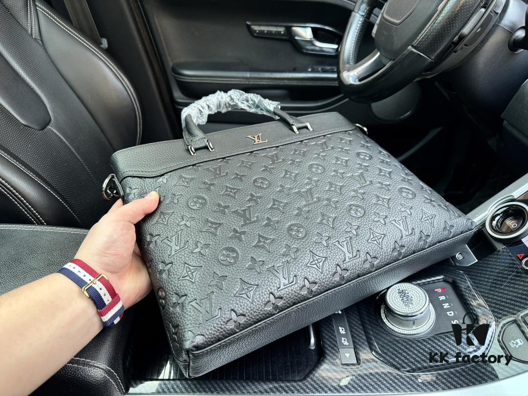 High-End New Arrival 'Louis Vuitton' LV Briefcase, Men's Leather Trim Briefcase, Premium Imported Original Fabric, High-Definition Metal Logo, Smooth Zippers, Fine Edging, Exquisite Craftsmanship