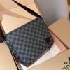 Louis Vuitton District Men's Briefcase Messenger Bag