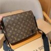 Louis Vuitton District Men's Briefcase Messenger Bag