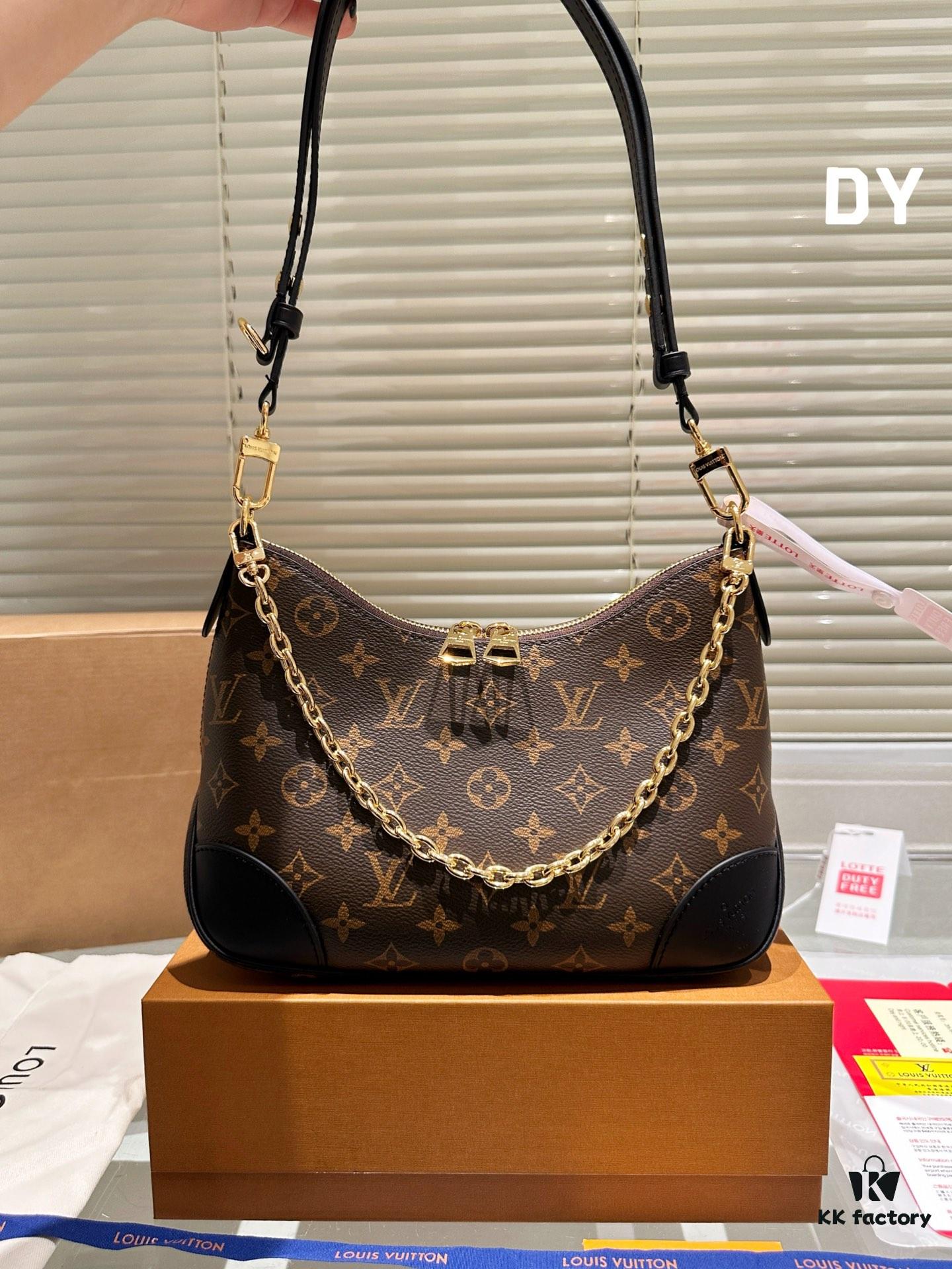 Top Quality Original Order Pure Cowhide Full Steel Hardware LV Boulogne Messenger Bag Horn Bag