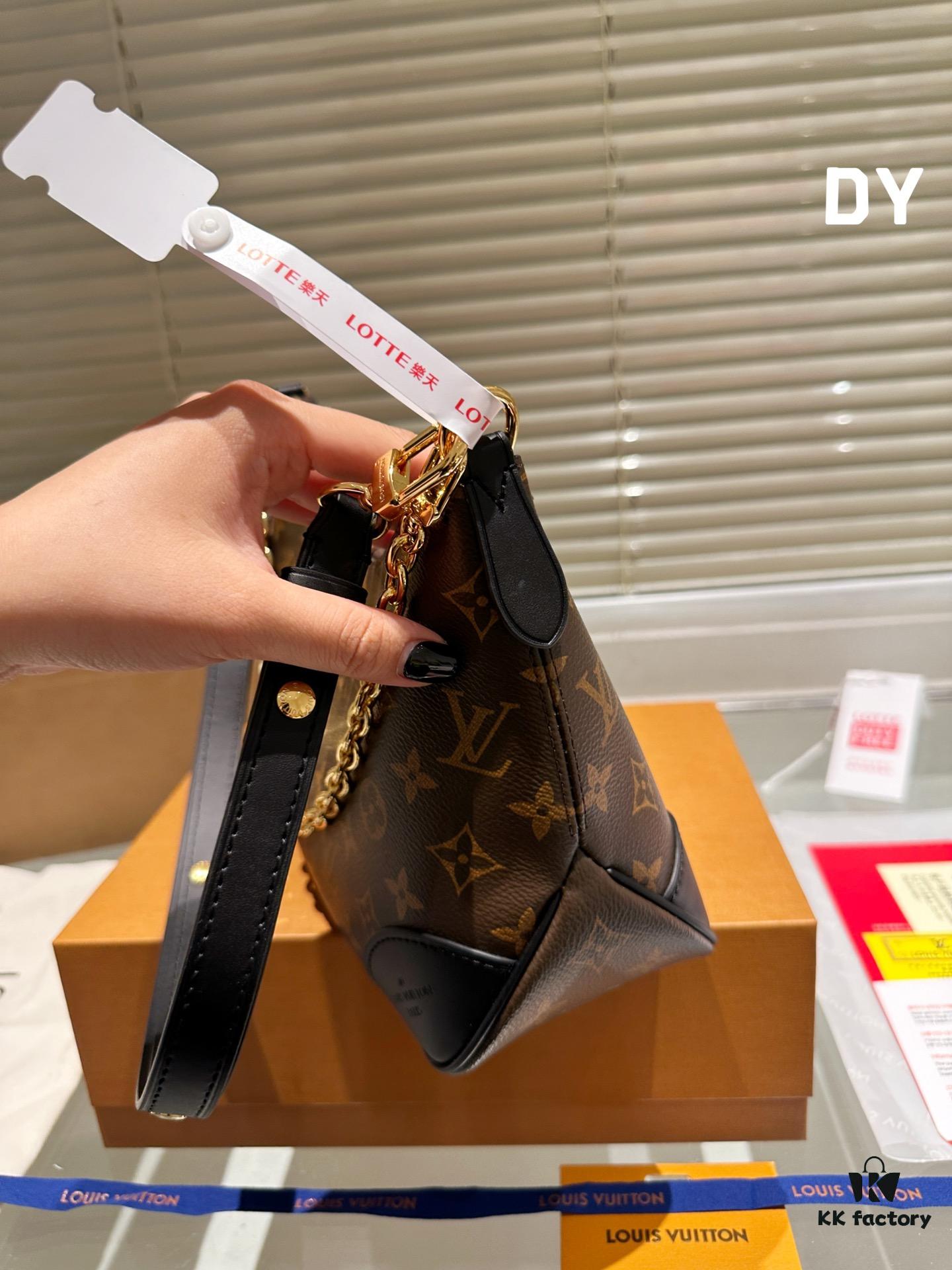 Top Quality Original Order Pure Cowhide Full Steel Hardware LV Boulogne Messenger Bag Horn Bag