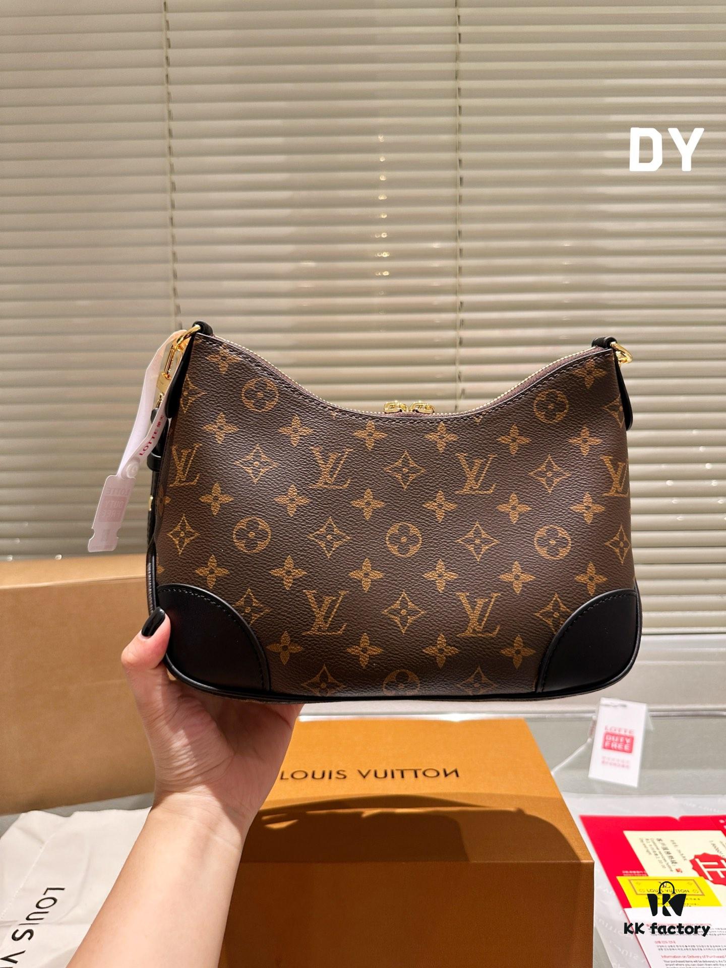 Top Quality Original Order Pure Cowhide Full Steel Hardware LV Boulogne Messenger Bag Horn Bag