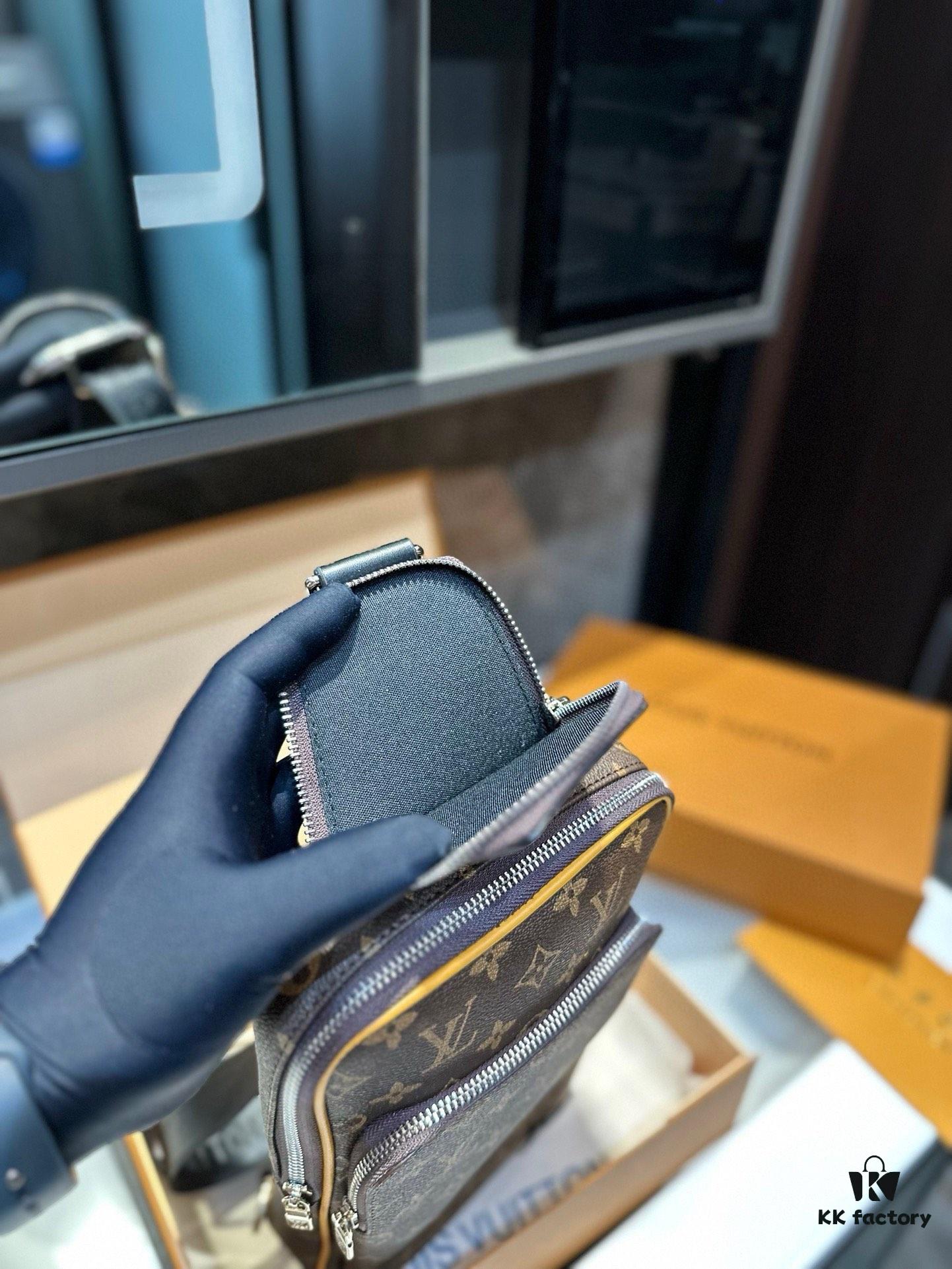 LV Louis Vuitton Men's 2023 New SAUMUR Classic Monogram Coated Canvas Crossbody Chest Bag