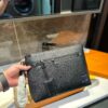 LV New Men's Clutch Bag, Stylish and Youthful Design, Compact Camera-style Pouch with Adjustable Strap