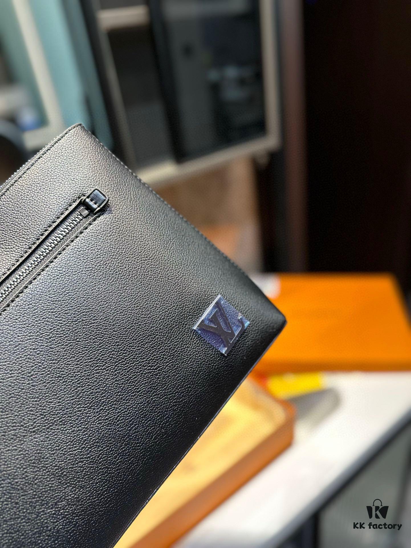 LV New Men's Clutch Bag, Stylish and Youthful Design, Compact Camera-style Pouch with Adjustable Strap