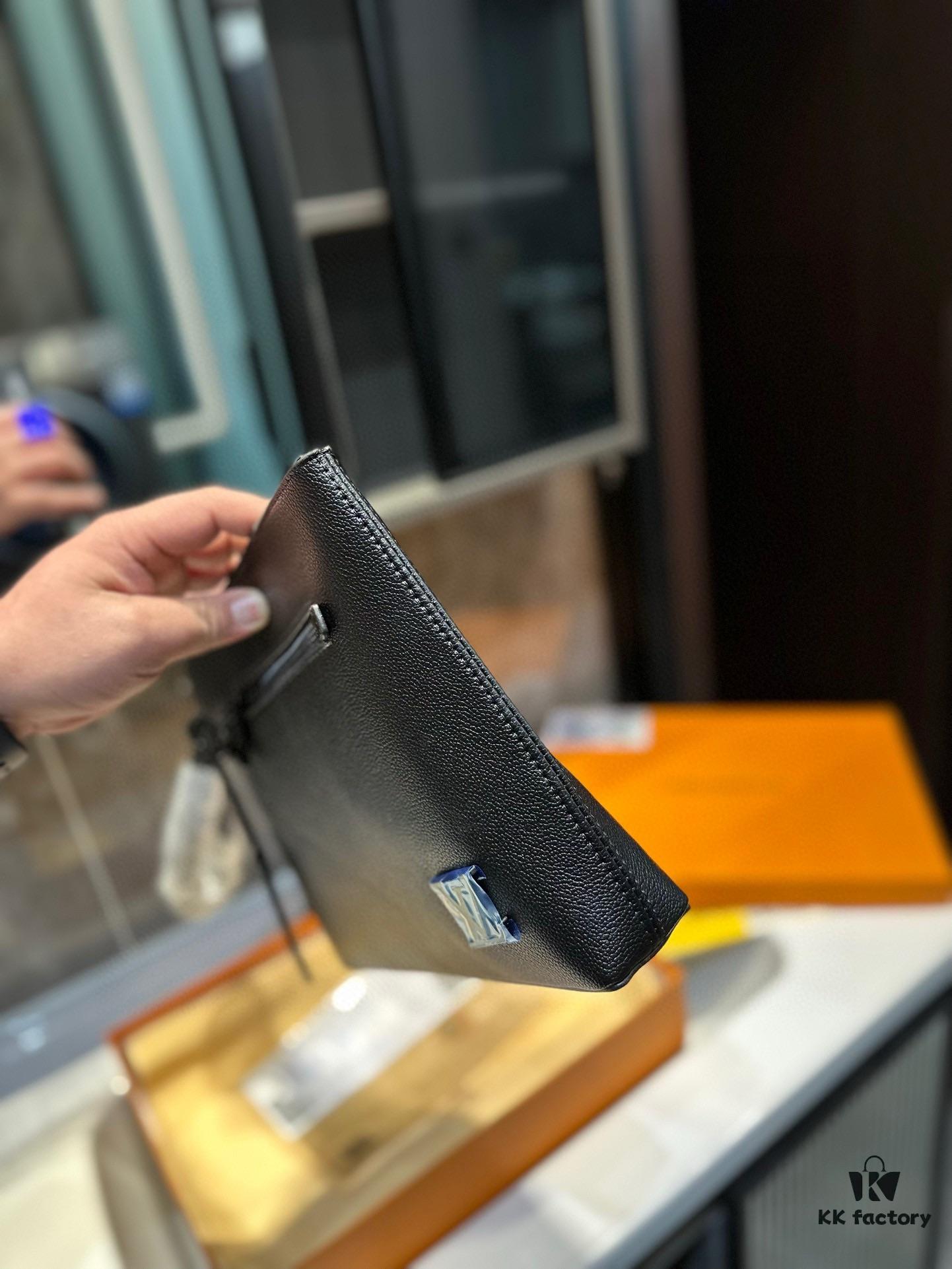 LV New Men's Clutch Bag, Stylish and Youthful Design, Compact Camera-style Pouch with Adjustable Strap