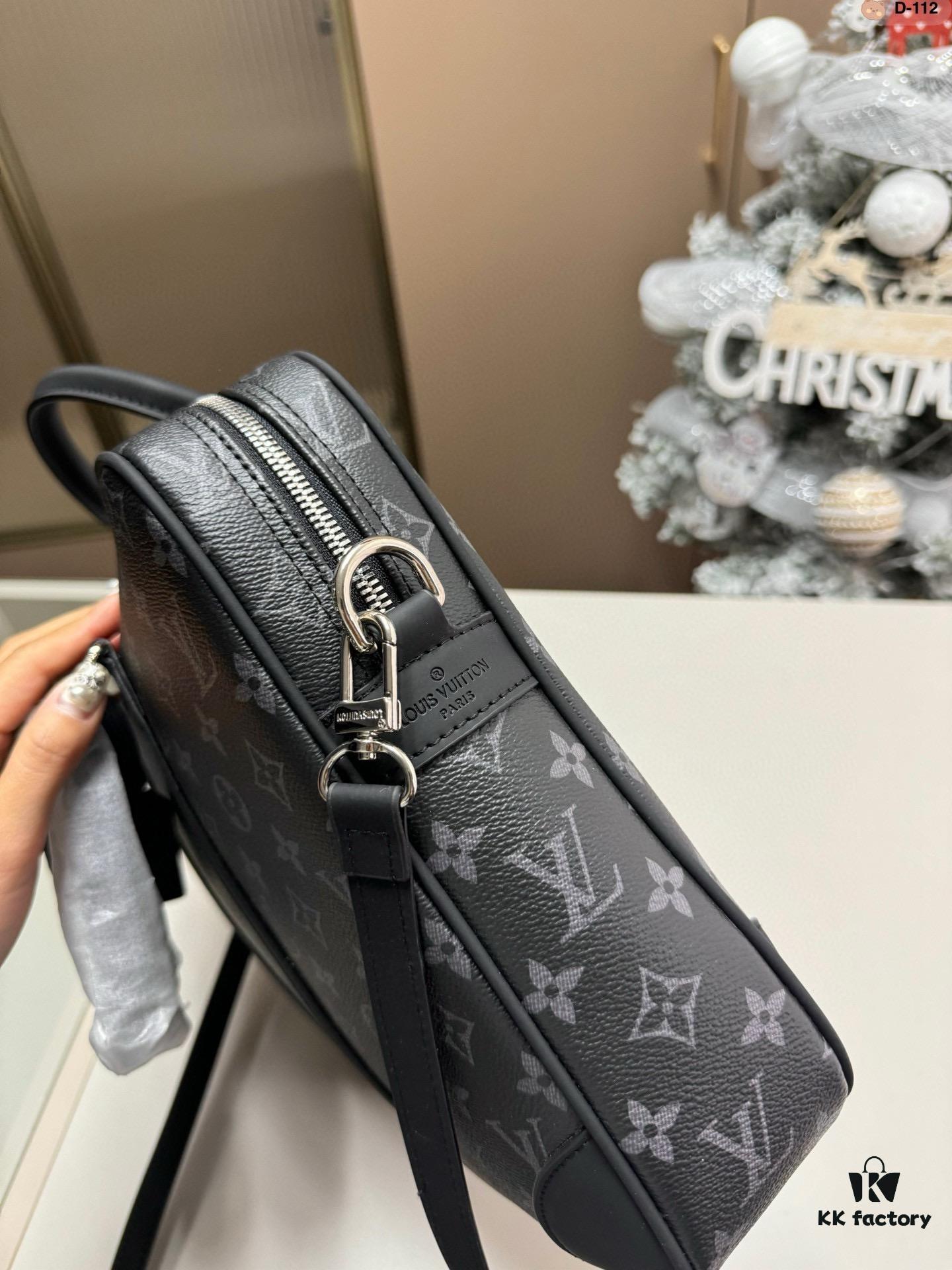 LV Men's Briefcase, Can Be Worn Crossbody or Carried by Hand, Spacious Capacity for Documents and Laptop, Black Classic Style, Extremely Durable Material, Ideal Choice for Business Men, Model D-112, Size 34x7x27 cm, Foldable Box