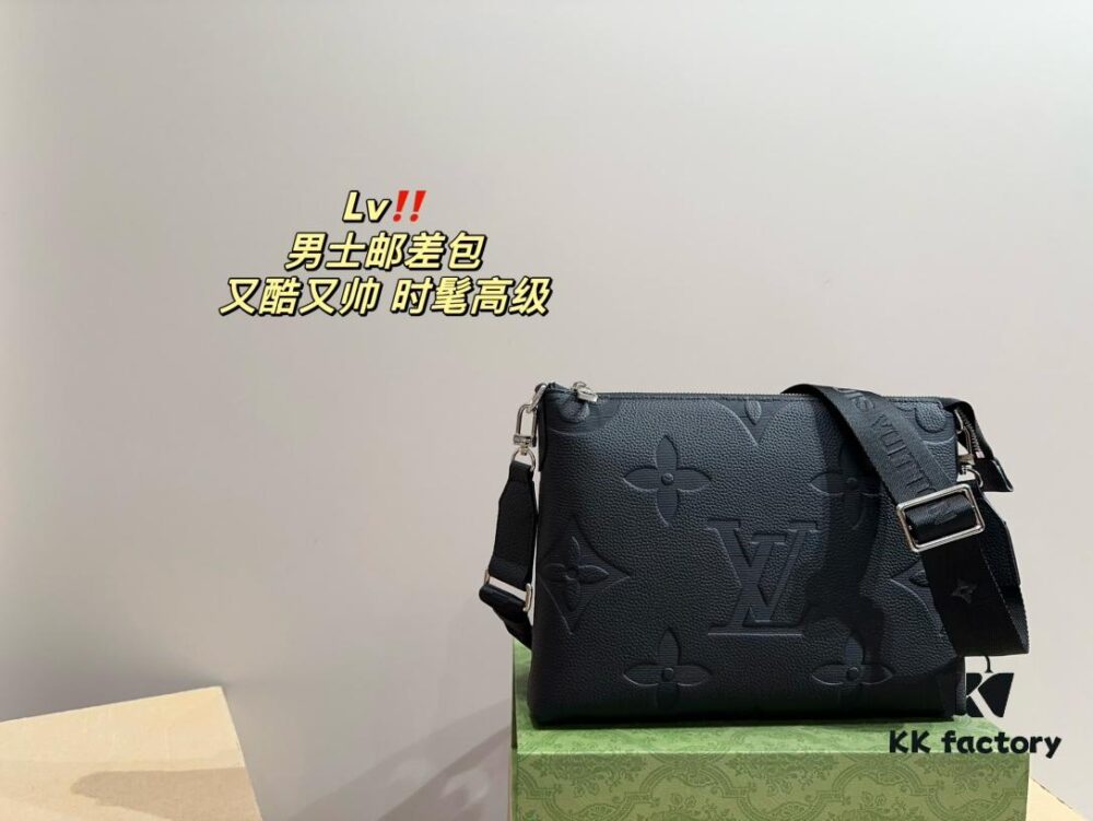 Foldable Box  ️ Size 29.21 LV Men's Messenger Bag Super Classic and Stylish Surprisingly Versatile Timeless and Refined for Daily Wear