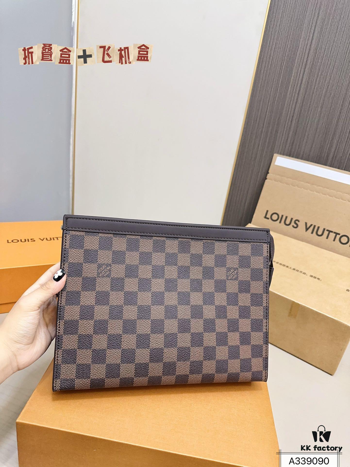 LV Men's Clutch Bag, Full Packaging, Dimensions 28 x 22