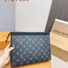 LV Men's Clutch Bag, Full Set Packaging, Dimensions 28 x 22