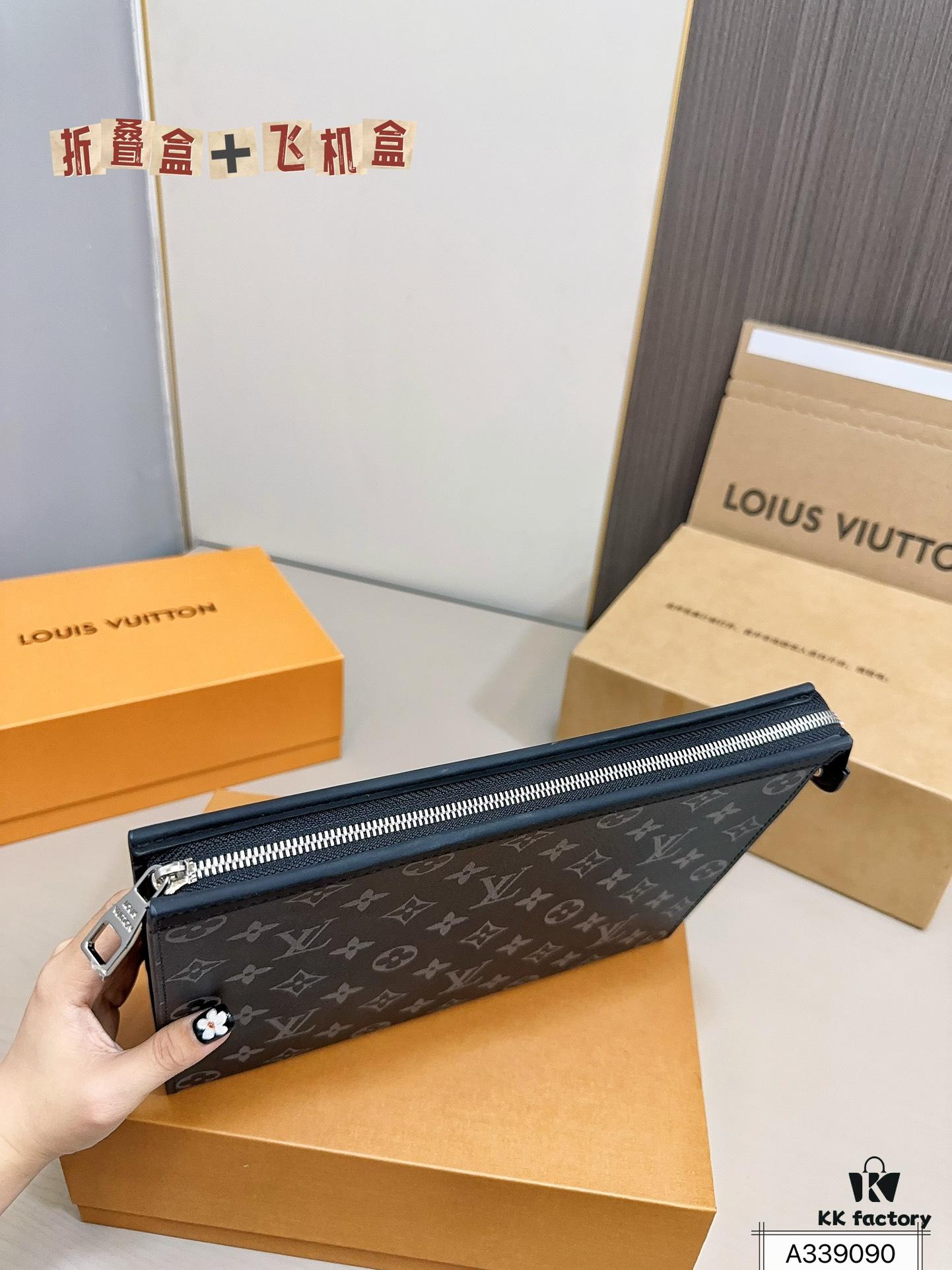 LV Men's Clutch Bag, Full Set Packaging, Dimensions 28 x 22