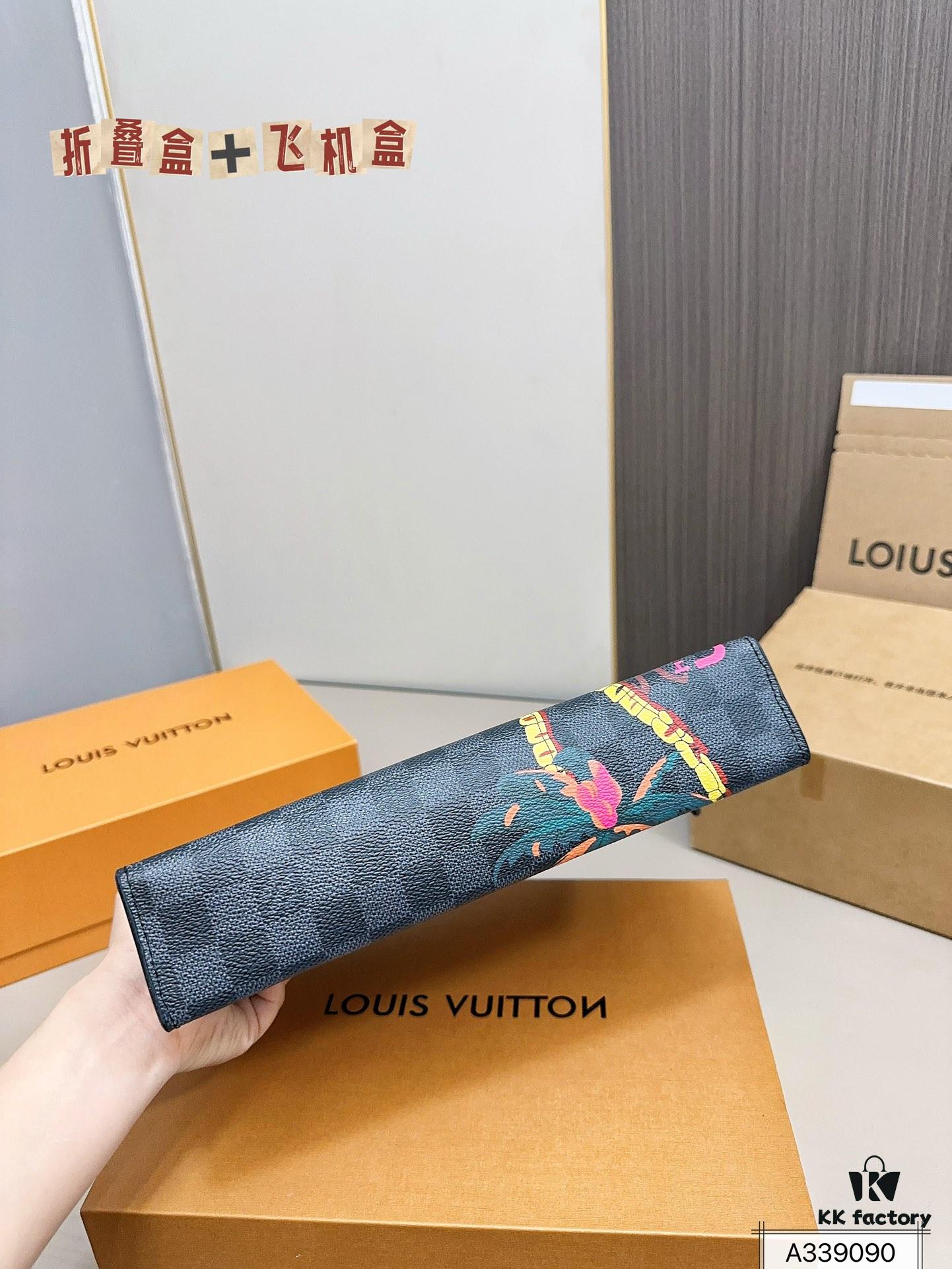 LV Men's Clutch Bag, Full Set Packaging, Dimensions 28 x 22