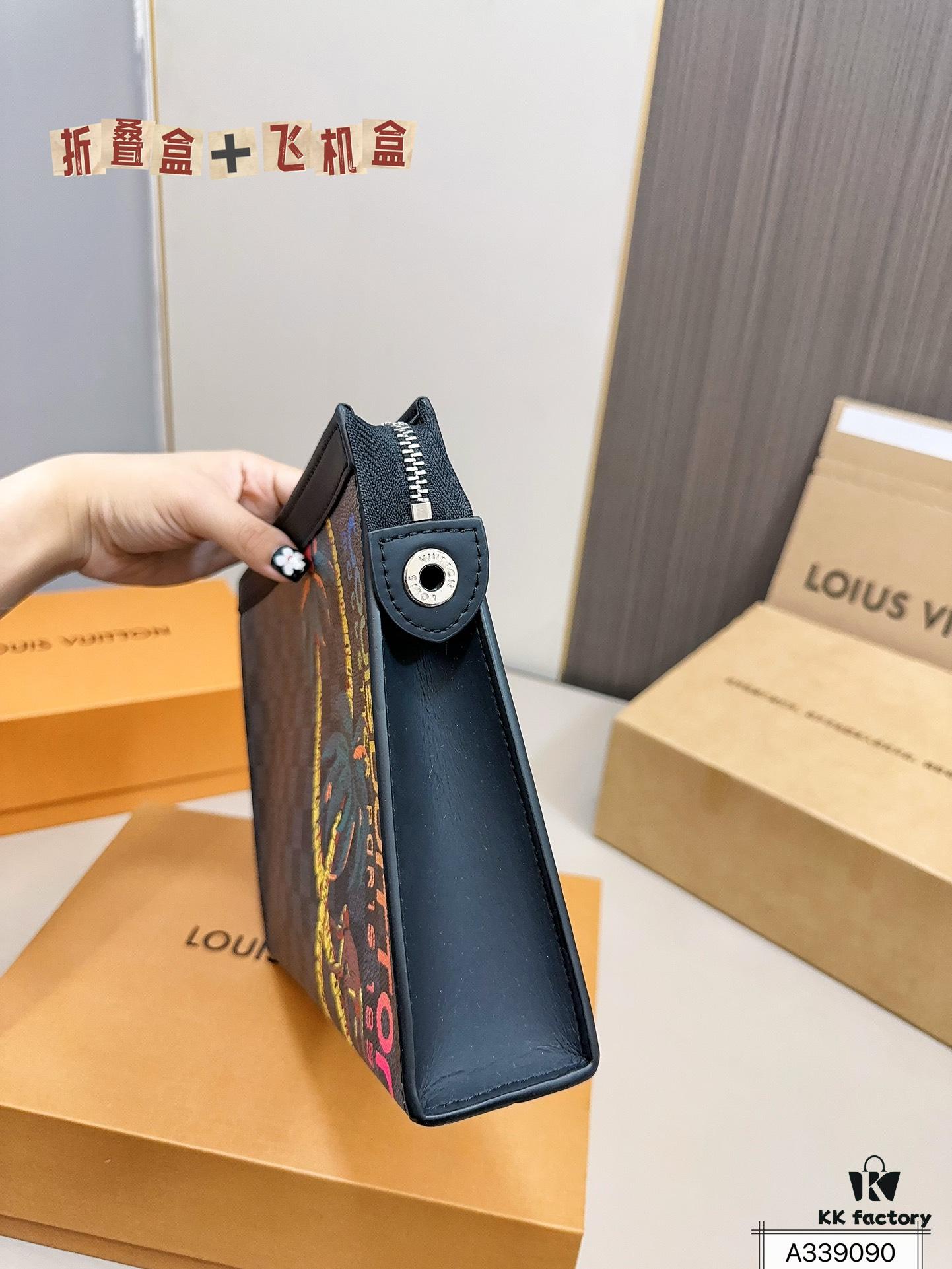 LV Men's Clutch Bag, Full Set Packaging, Dimensions 28 x 22