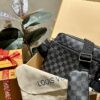 LV Louis Vuitton Men's Crossbody Bag, Tri-fold Design, Premium Imported Fabric, Official Website Aircraft Case Included