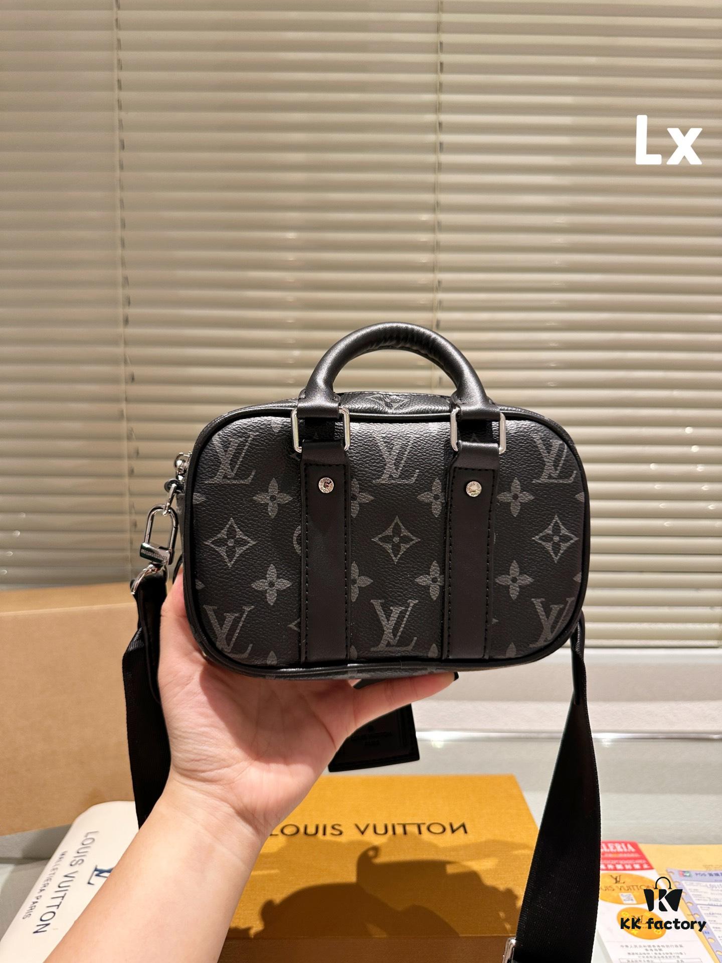 Louis Vuitton Men's Shoulder Bag with Gift Box 🎁