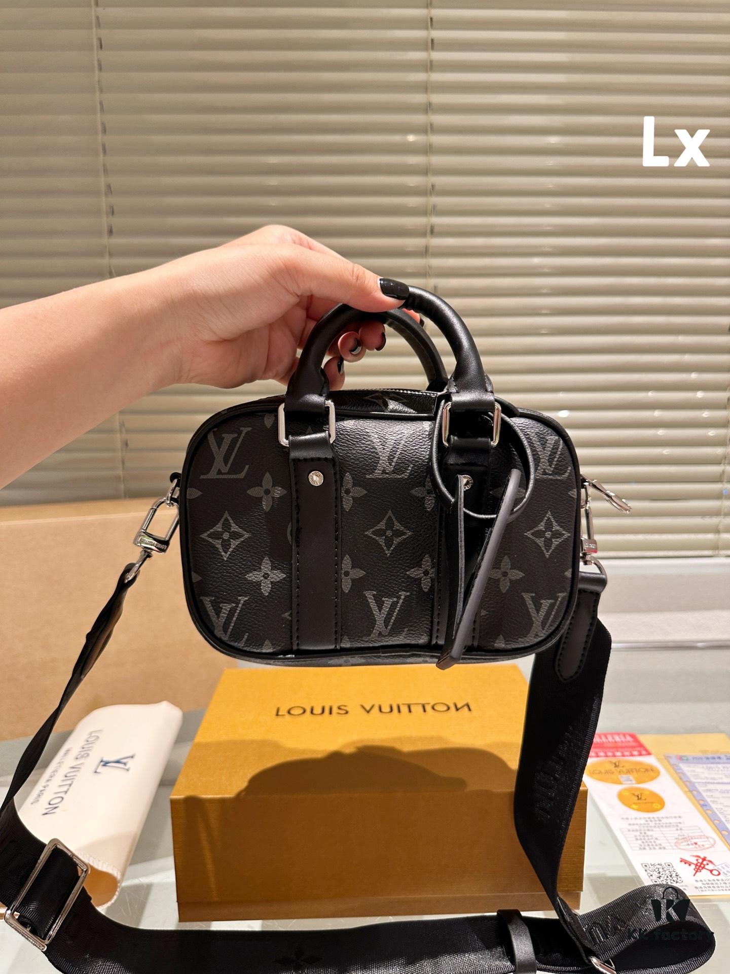 Louis Vuitton Men's Shoulder Bag with Gift Box 🎁