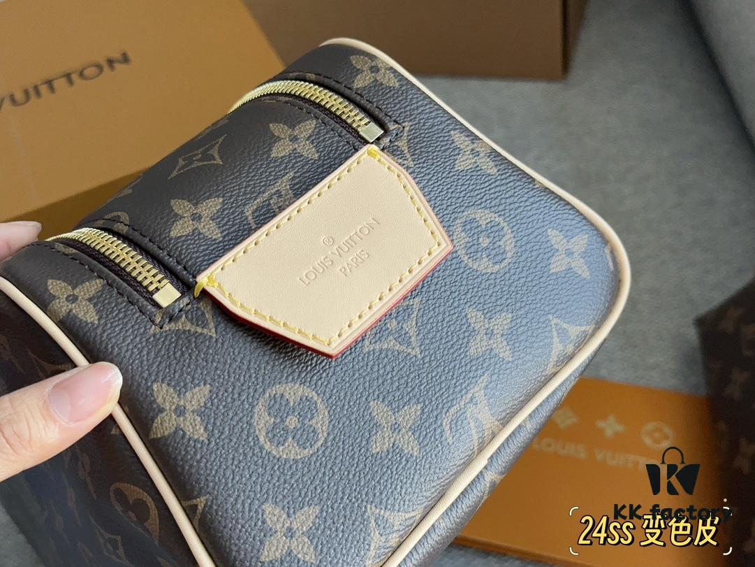 L Brand Makeup Bag, 26*16cm, Double Zipper Toiletry Pouch, Ideal for Travel, Unisex Design