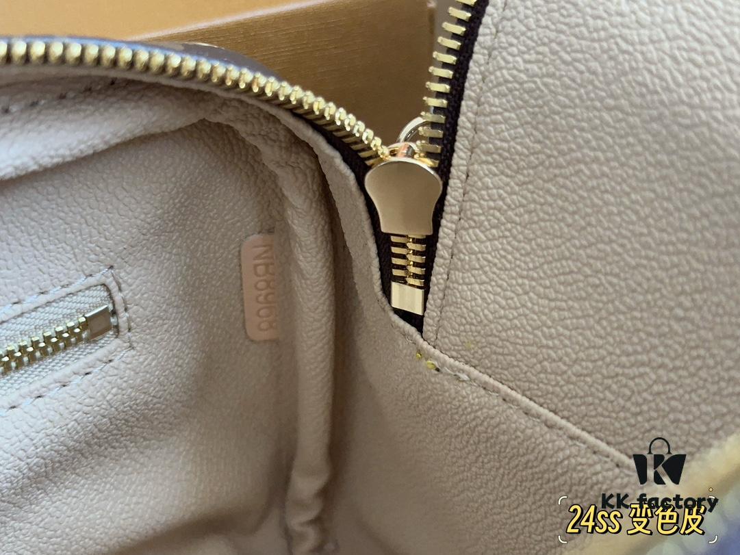 L Brand Makeup Bag, 26*16cm, Double Zipper Toiletry Pouch, Ideal for Travel, Unisex Design