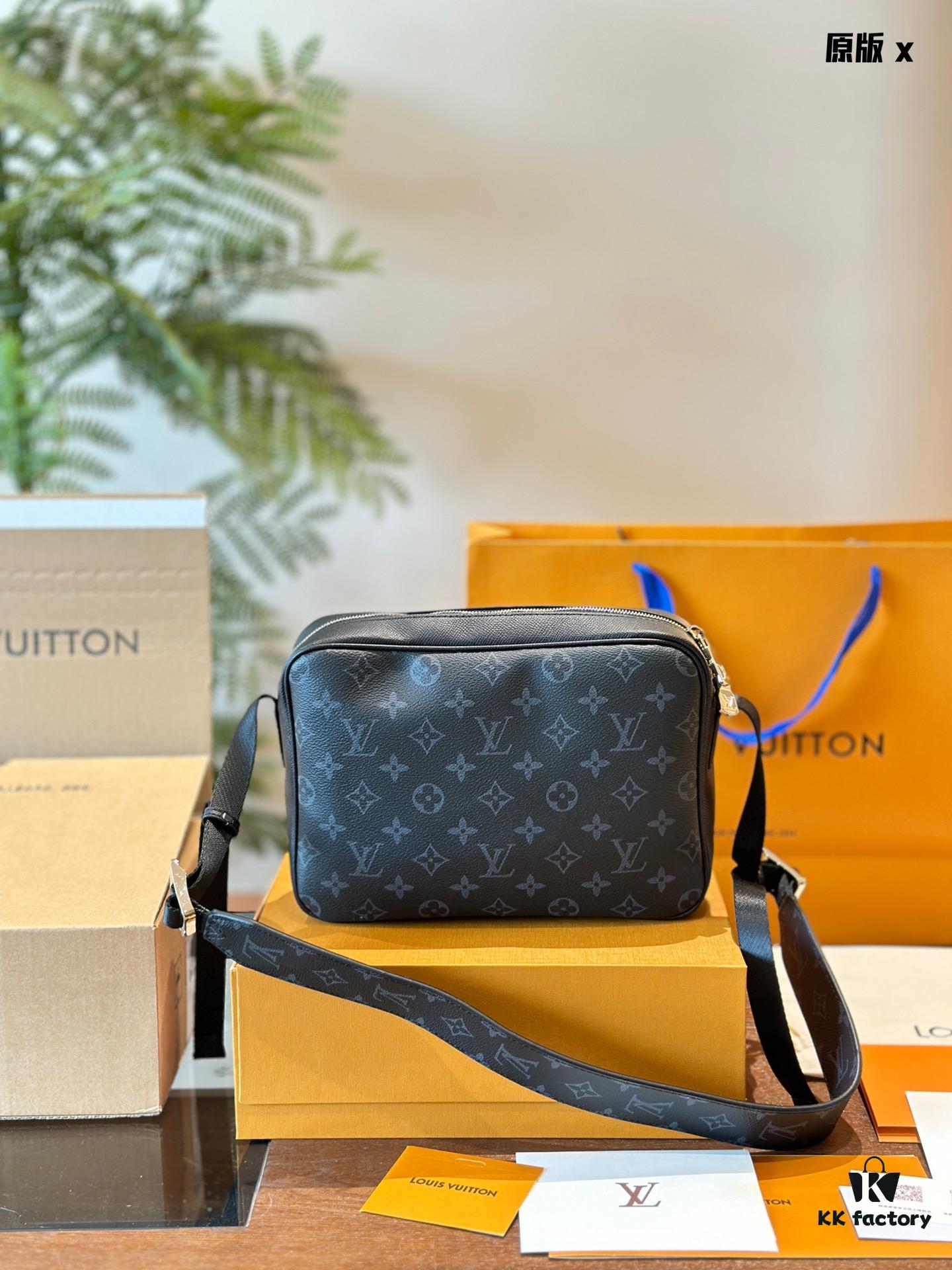 Louis Vuitton Outdoor Messenger Bag