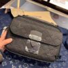 Lvslock Men's Messenger Bag Unboxing Real Shot - Superb Quality, Classic and Versatile with Large Practical Capacity