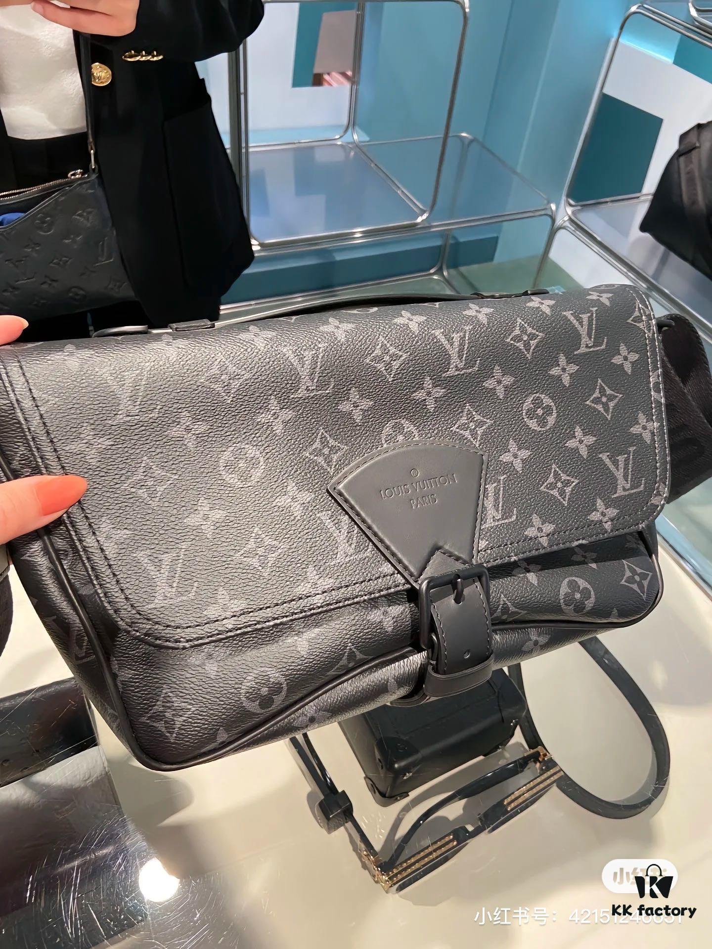 LV Men's Handle Envelope Bag
