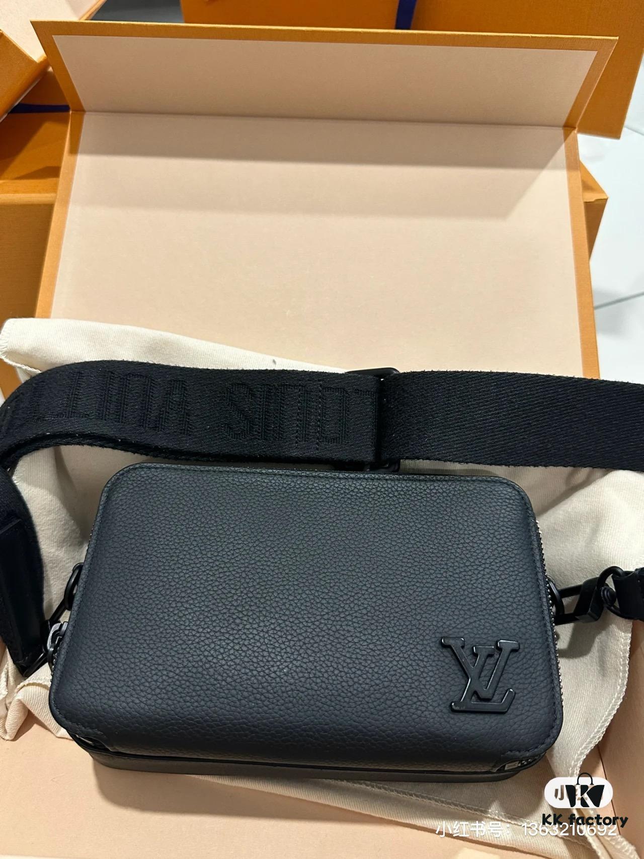 LV Men's Small Bag