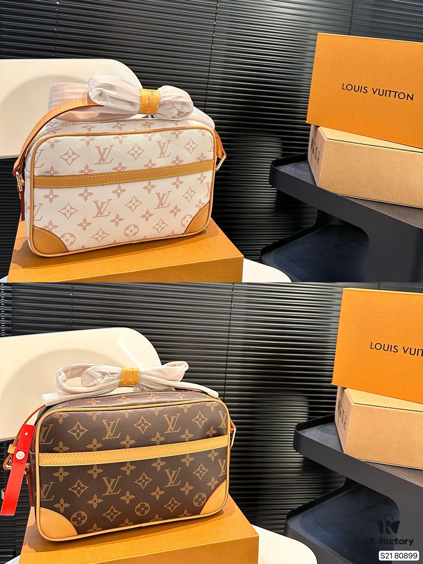 Vintage LV Men's Camera Bag with Foldable Box, Cool New Style Crossbody Bag for Men