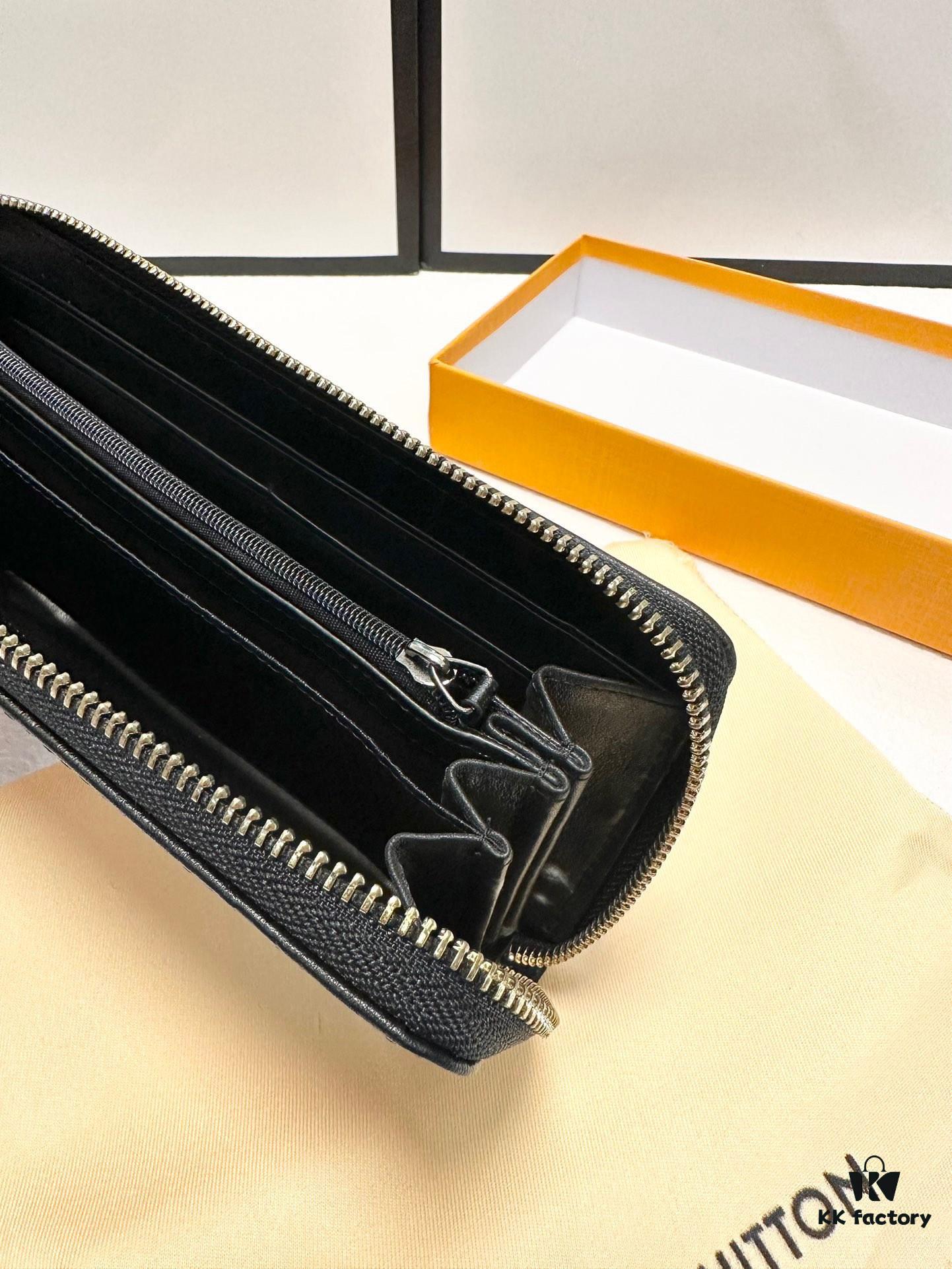 LV New Men's Handbag in Black 20x10, Premium Top-Layer Cowhide Leather