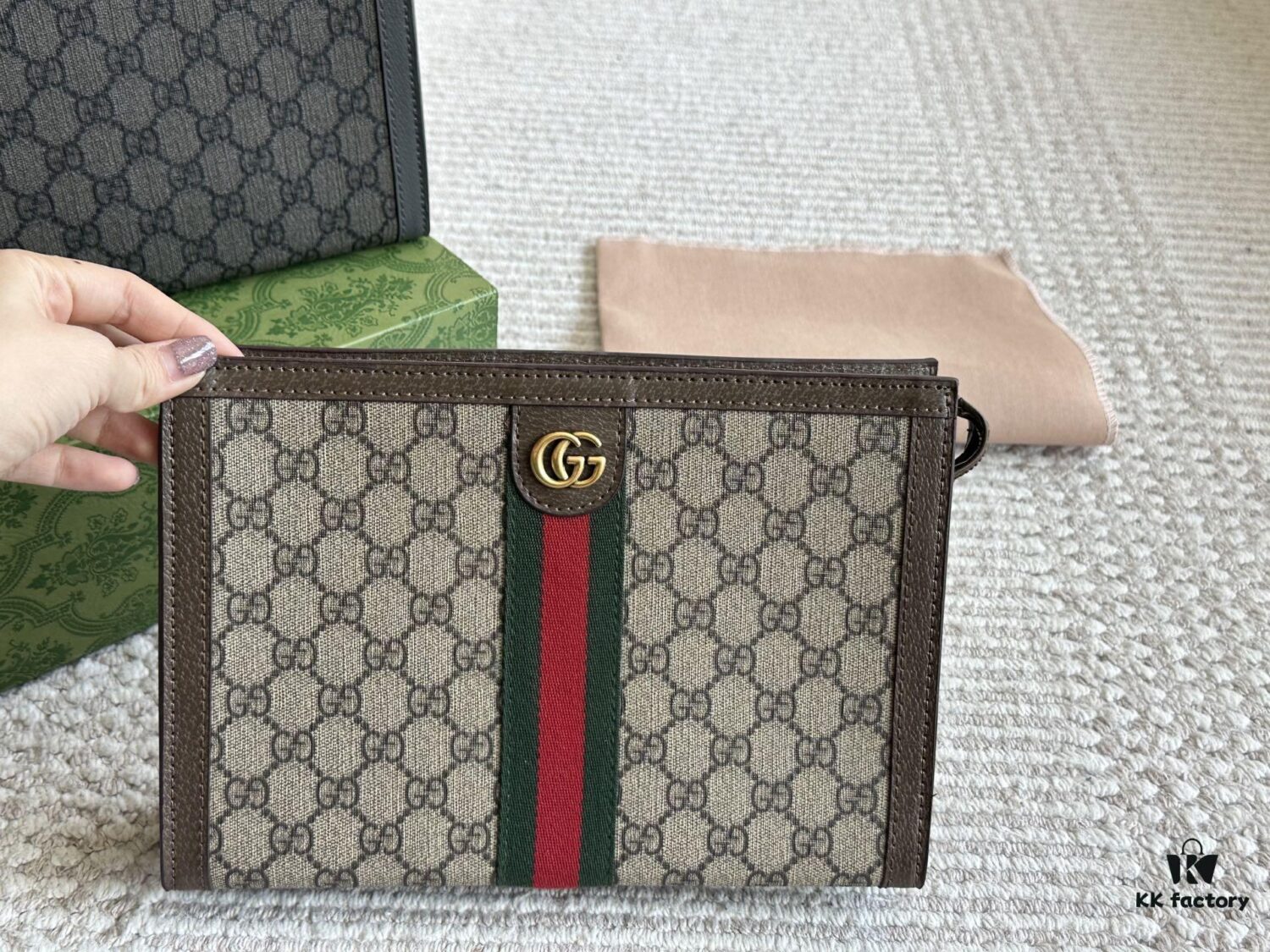 Gucci Men's Classic Clutch
