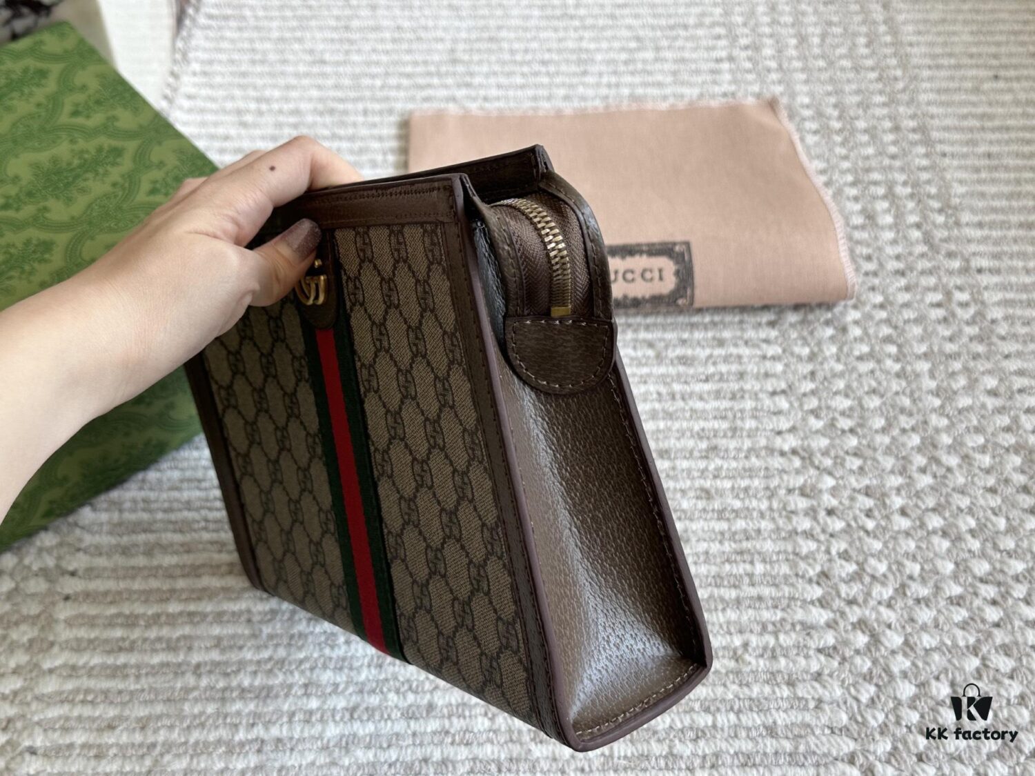 Gucci Men's Classic Clutch