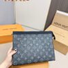LV Men's Clutch Bag, Full Set Packaging, Dimensions 28 x 22